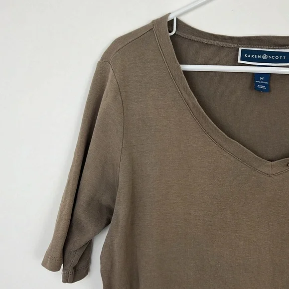 Karen Scott shortsleeved tee with button detail on v-neck brown M - Picture 6 of 7